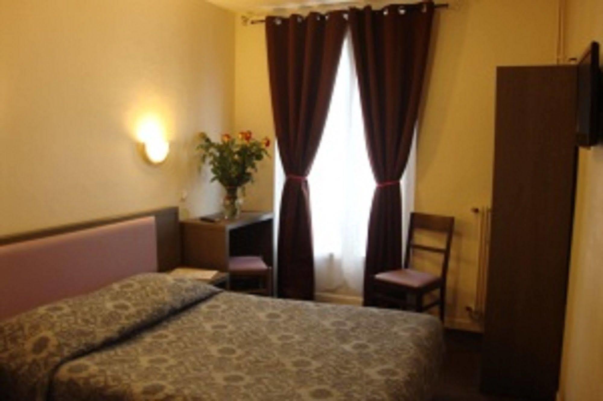 Hotel Belfort Párizs Kültér fotó